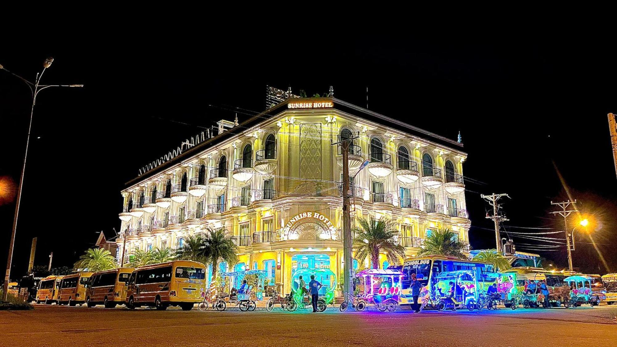 Sunrise Hotel Ha Tien Bagian luar foto